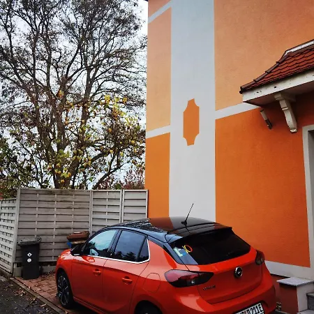Modernes Behagliches Haus Mit Kamin, Terrasse Und Garten Дом отдыха *