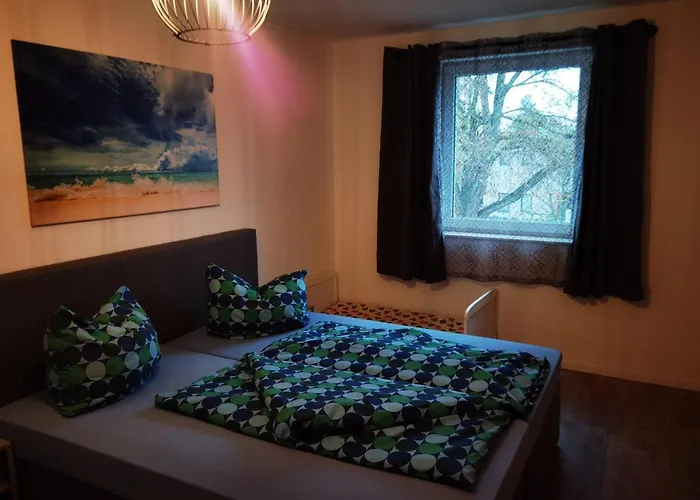 Modernes Behagliches Haus Mit Kamin, Terrasse Und Garten 펜션 *