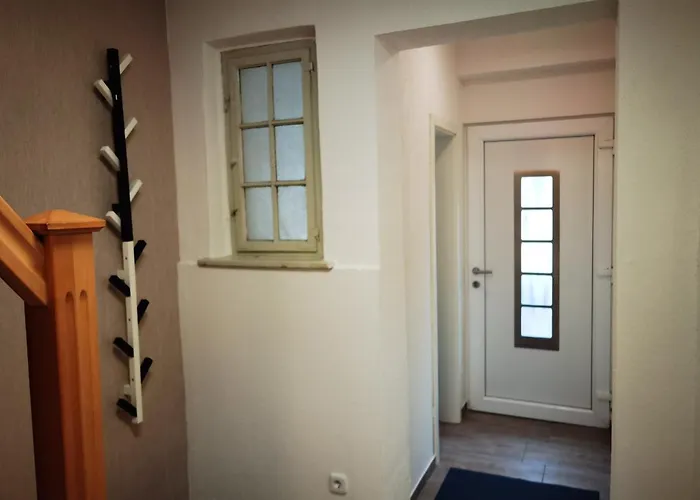 Modernes Behagliches Haus Mit Kamin, Terrasse Und Garten *