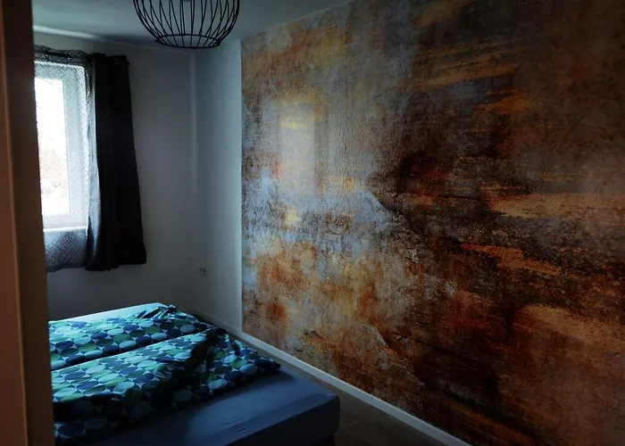 Modernes Behagliches Haus Mit Kamin, Terrasse Und Garten 펜션 마그데부르크