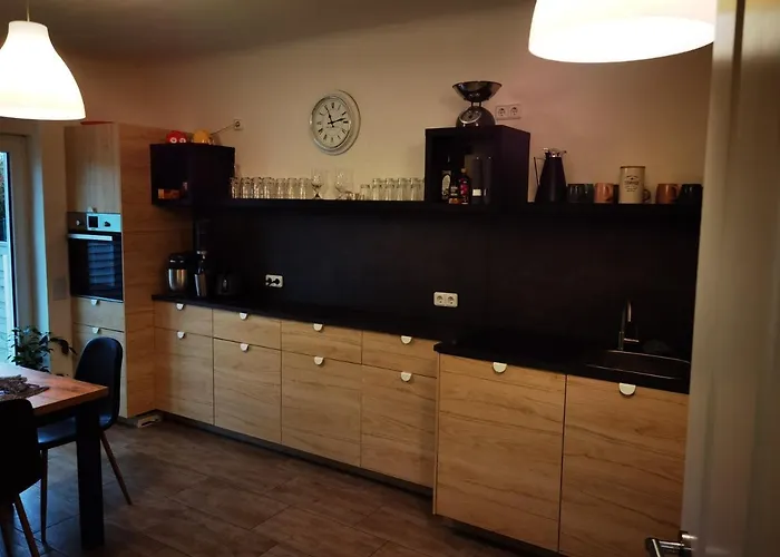 Modernes Behagliches Haus Mit Kamin, Terrasse Und Garten 마그데부르크